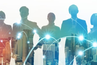 幅広い業種での産業医経験