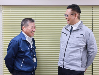 「頼れる産業医との出会いで、社内の安全意識が大きく変わった」小島化学薬品株式会社の担当者様に聞く、産業医依頼の背景と成果